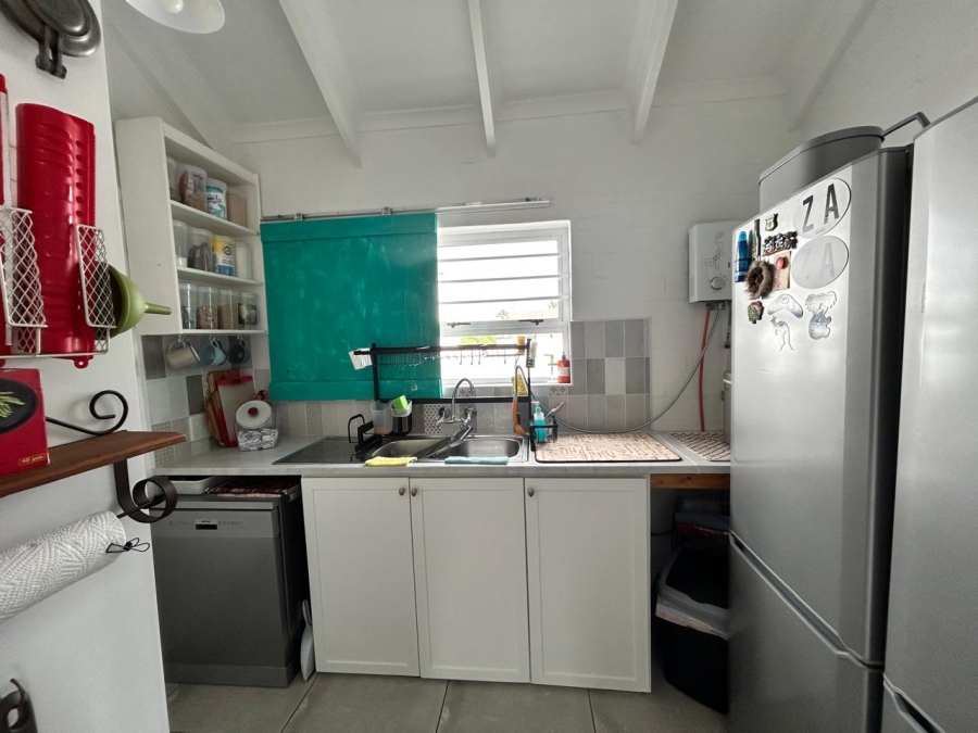 3 Bedroom Property for Sale in Golden Mile Western Cape